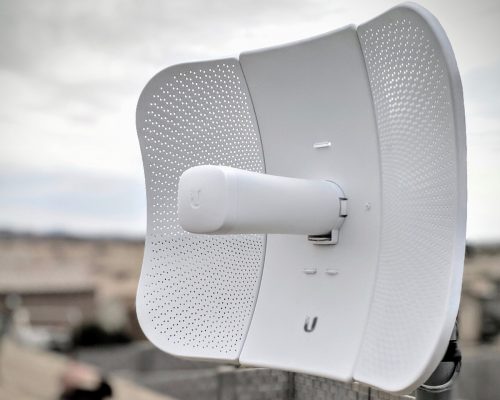 https://www.skylink.gr/wp-content/uploads/2022/07/ubnt-wireless-500x400.jpg